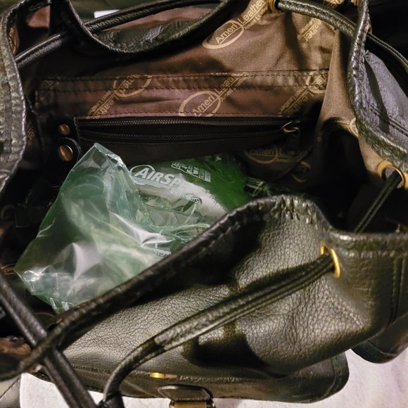 Backpack - Picture 1 of 2